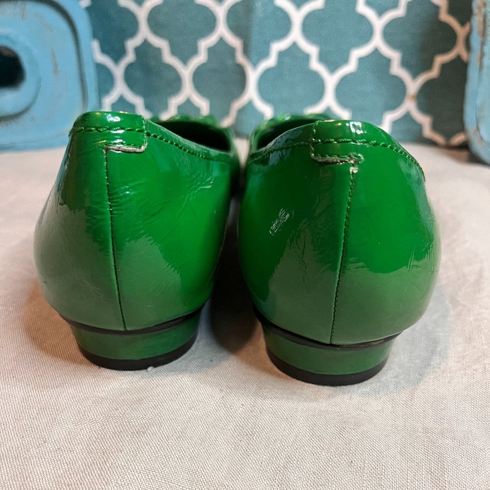 Bandolino Green Patent Leather Flats - Picture 4 of 6